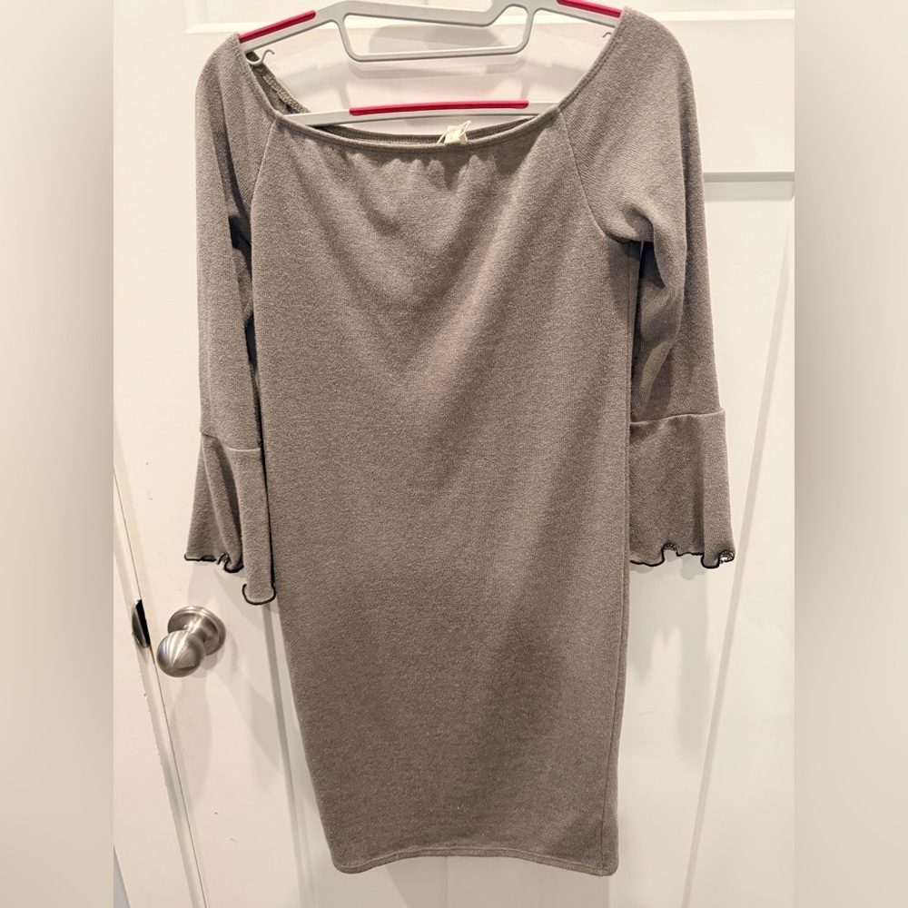 PinkBlush Taupe Knit Dress Stretch 3/4 Sleeve small